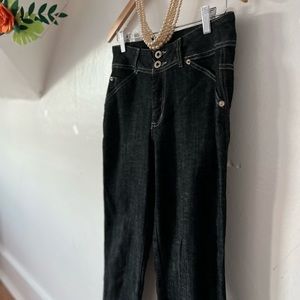 YUVA sz8 skinny jeans dark denim NEVER WORN contrast stitching buttonback pocket